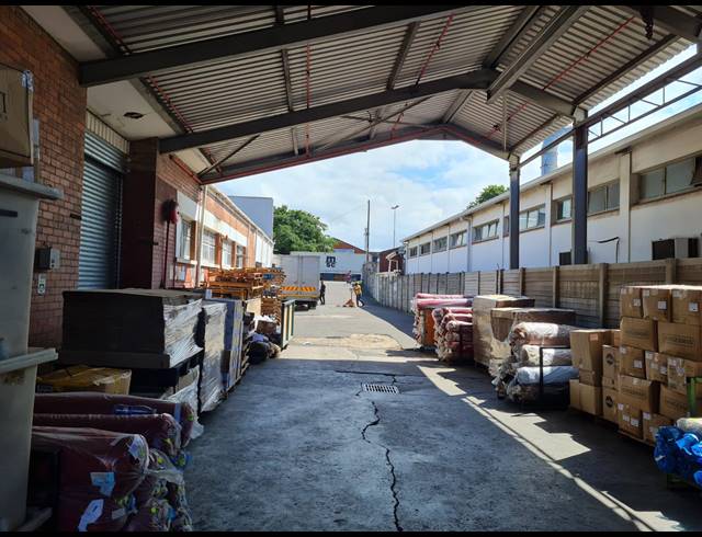 15,351M² FACTORY TO LET IN MOBENI
